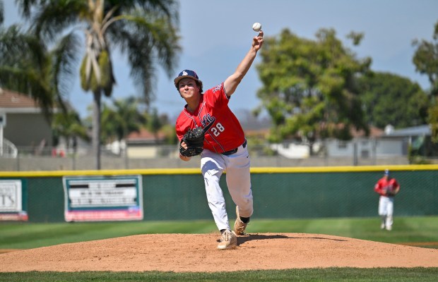 Los Alamitos pitcher Tristan Dalzell (28) against Beckman during their...